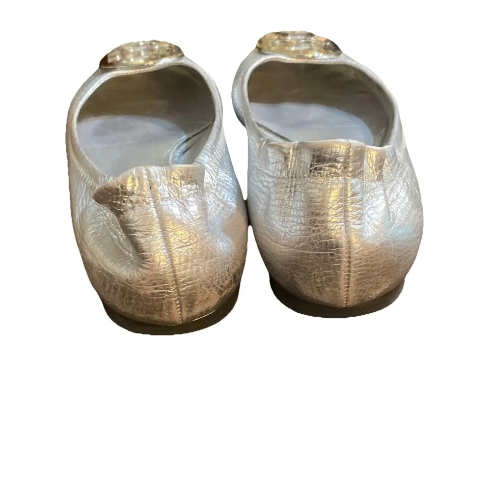 Tory Burch Claire Ballet Flat Silver leather with Silver logo medallion size 8.5